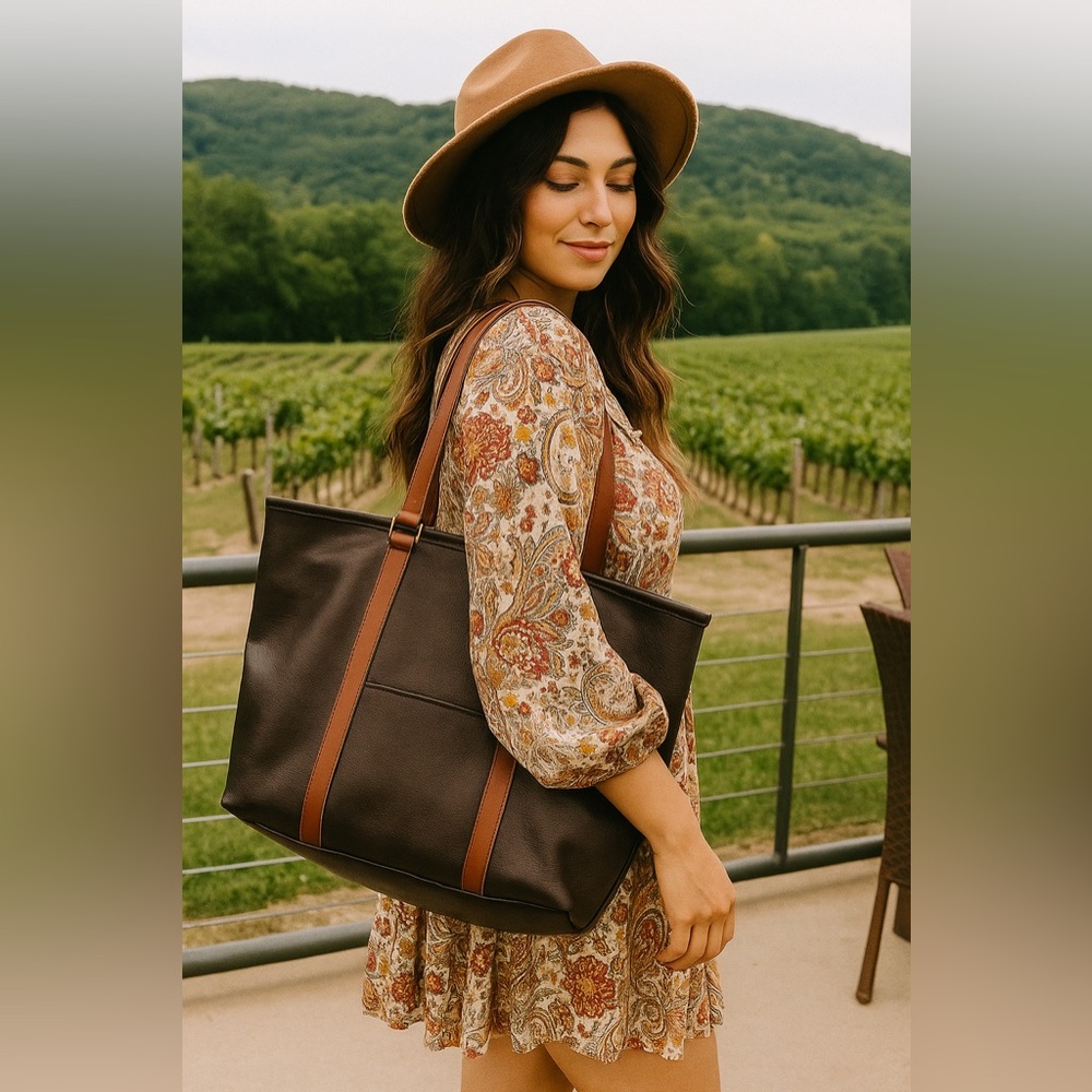 brown leather handmade carryall bag by "leatherworks by Jolene" Nova Scotia